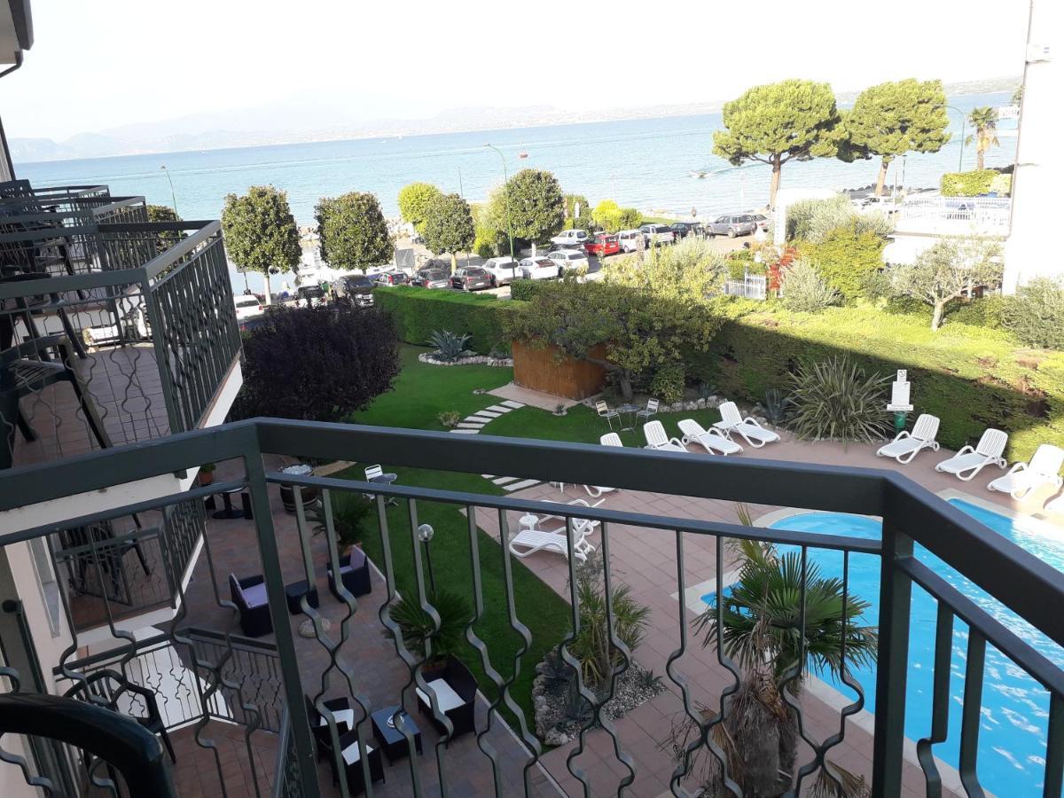Hotel Fornaci Peschiera del Garda Bagian luar foto