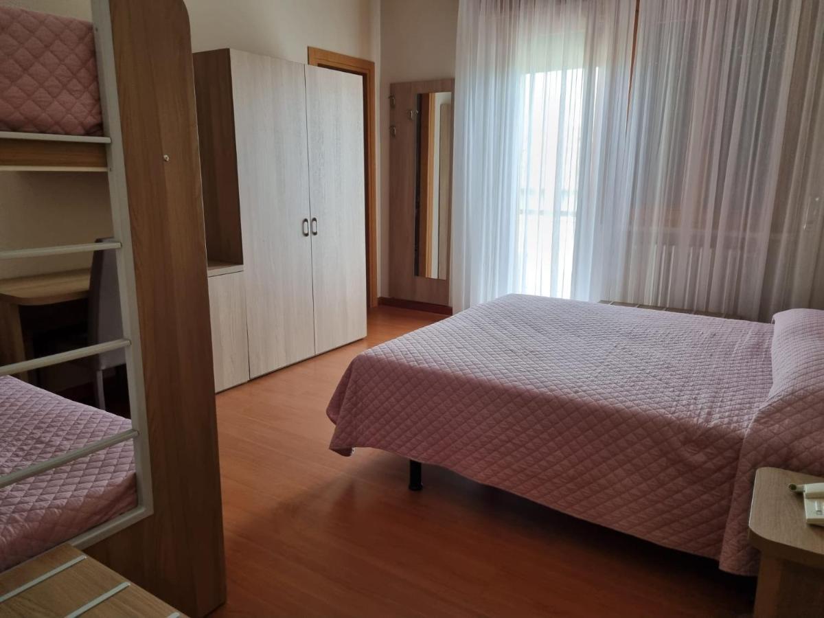 Hotel Fornaci Peschiera del Garda Bagian luar foto