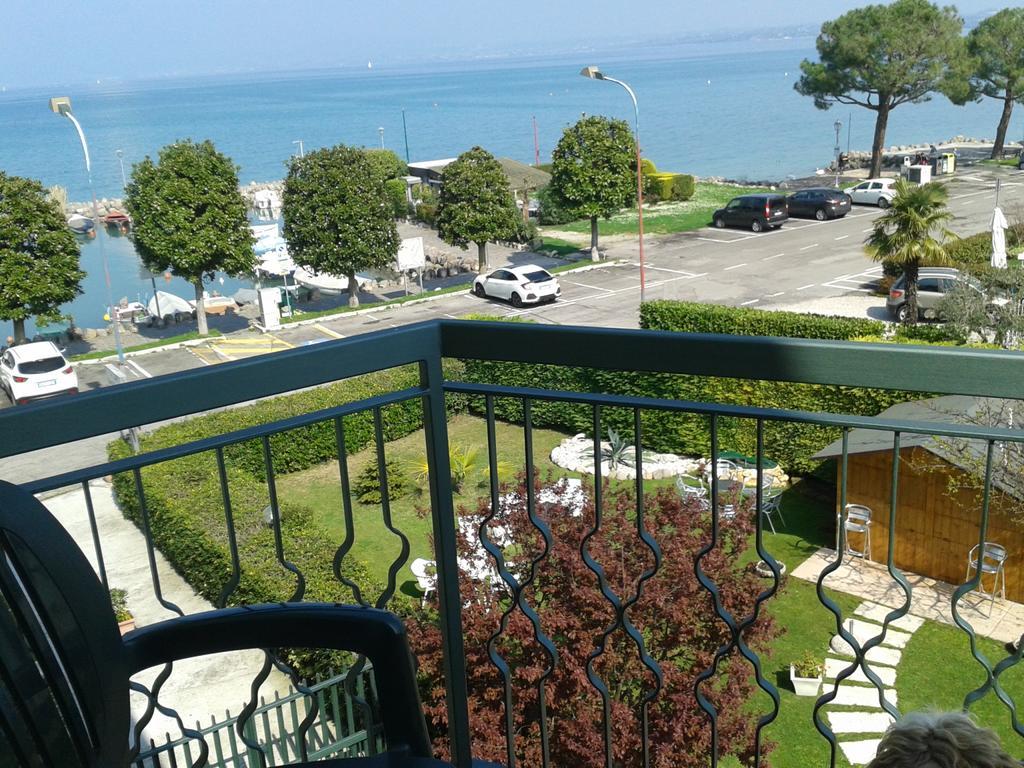 Hotel Fornaci Peschiera del Garda Bagian luar foto