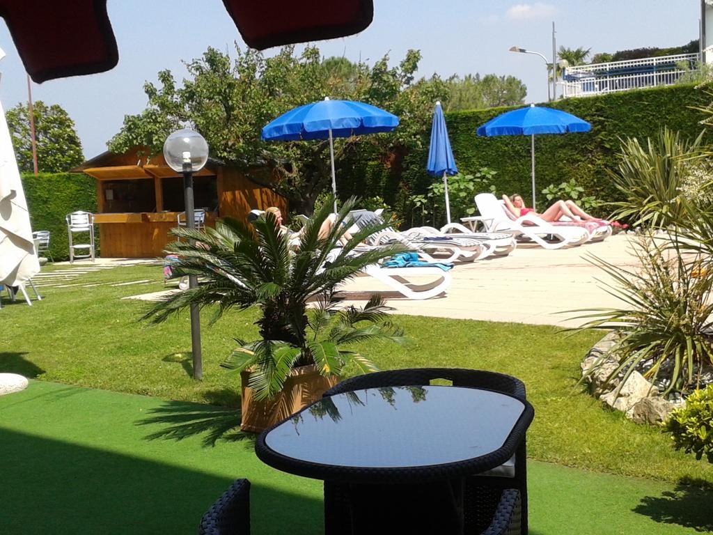 Hotel Fornaci Peschiera del Garda Bagian luar foto