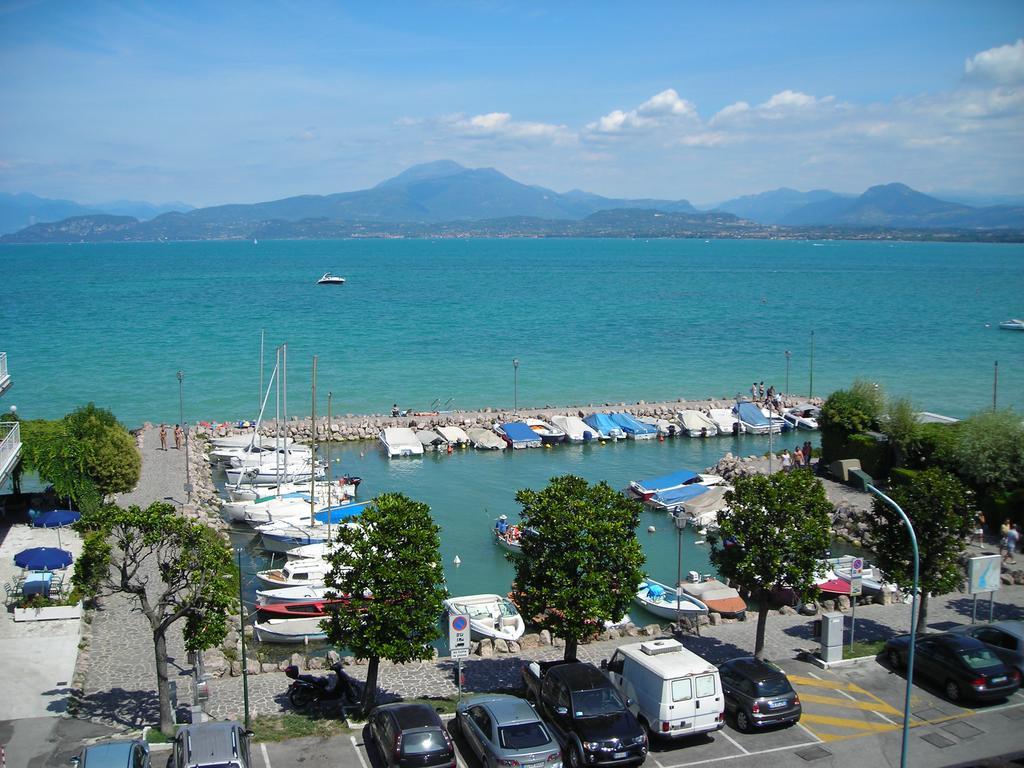 Hotel Fornaci Peschiera del Garda Bagian luar foto