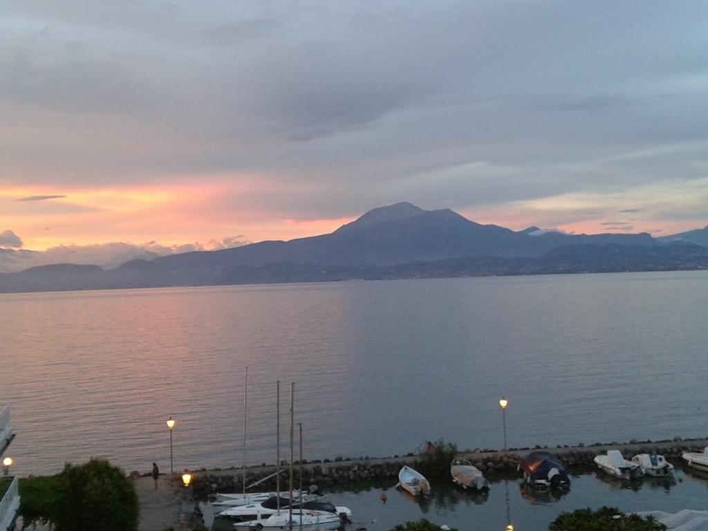 Hotel Fornaci Peschiera del Garda Bagian luar foto
