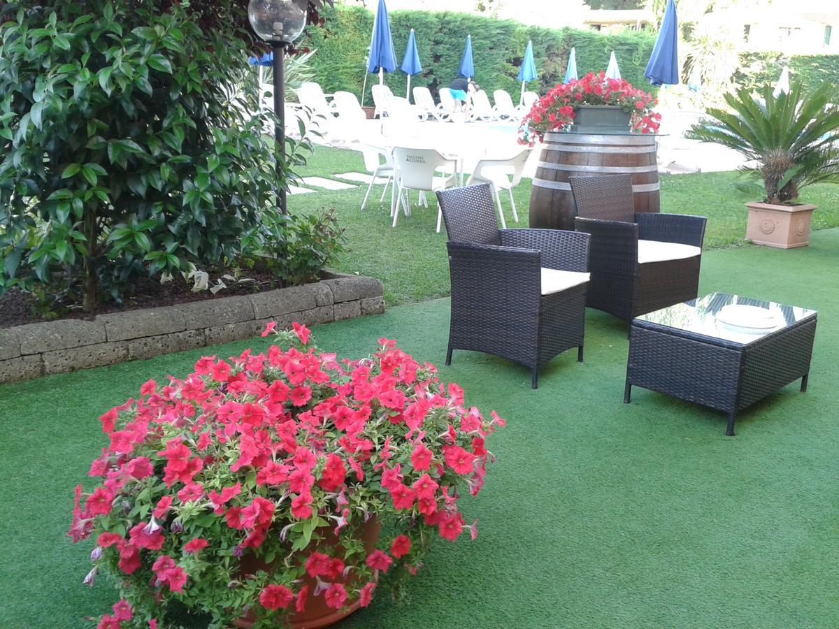 Hotel Fornaci Peschiera del Garda Bagian luar foto
